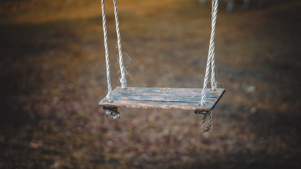 swing-1350654_1920